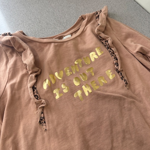 H&M Adventure Is Out There Top - Picture 2 of 5